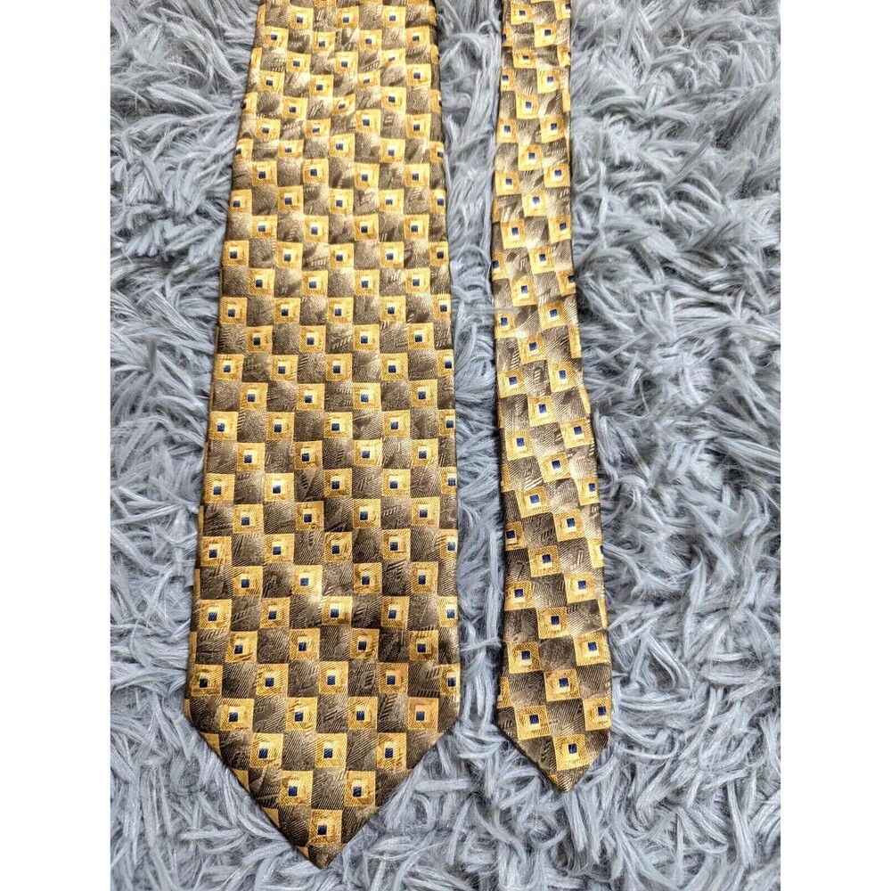 Jos A Bank 100% Silk Handmade Tie Gold Brown Blue Geometric Interlocking Necktie